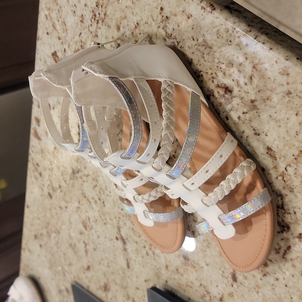 girls sandals